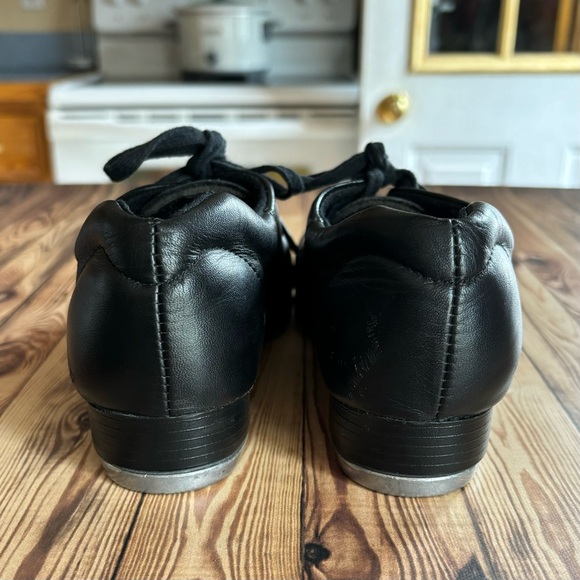 Capezio Tap Shoes size 4 - Picture 3 of 3